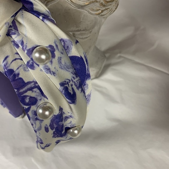 Anthropologie blue floral pearl embellished headband new